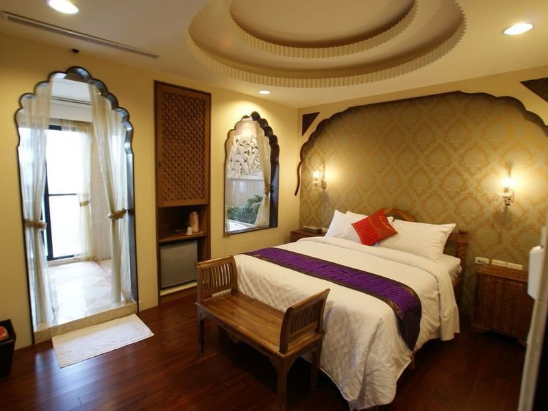 Hotel Photo 6