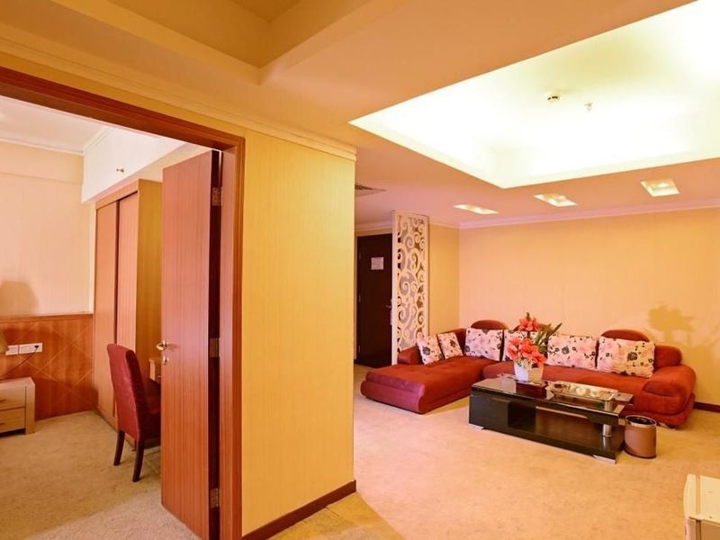 Hotel Photo 8