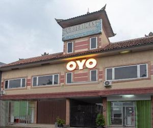 OYO 645 Griya Mas Syariah Tangerang Indonesia
