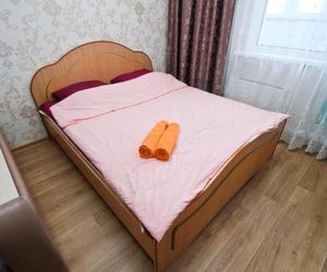 1ком-у тц АУРА, Apartment Surgut Russia