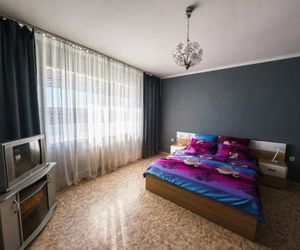 Apartment Purple on Tereshkovoy 10/2 Orenburg Russia