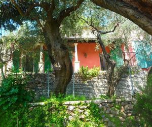 Cozy Holiday Home in Lerici Italy with Sea Nearby Lerici Italy