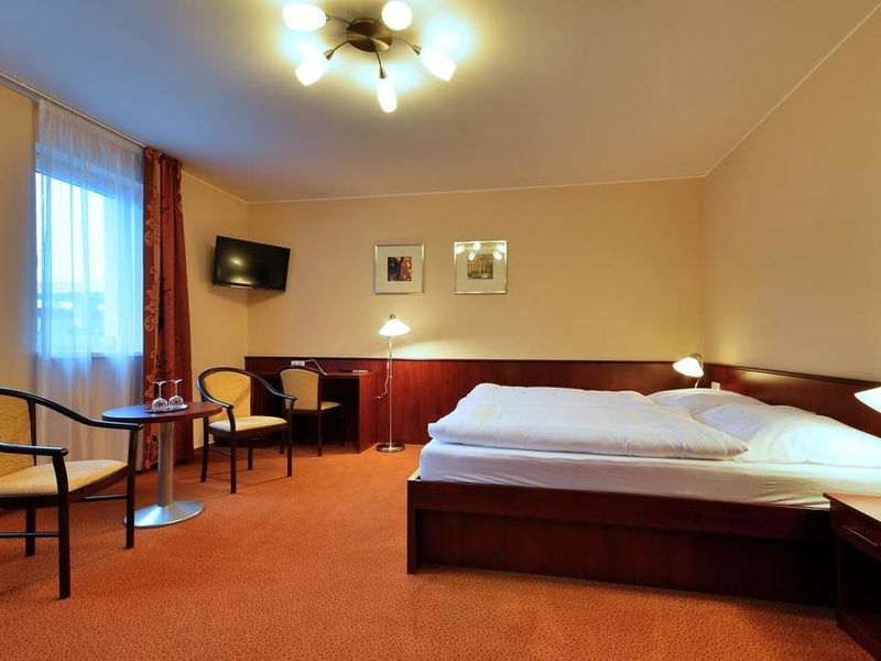 Hotel Photo 1