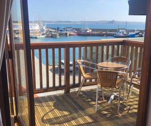 Harbour View Penthouse 3 - Luxury Apartment - 103 Penzance United Kingdom