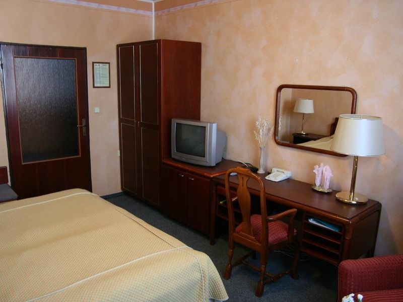 Hotel Photo 5