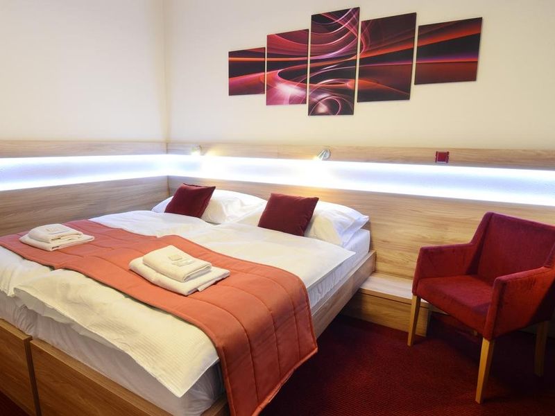 Hotel Photo 5