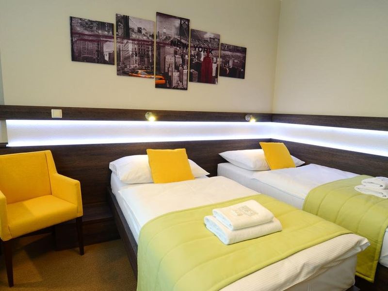 Hotel Photo 9