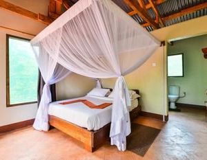 Amuka Safari Lodge Masinai Uganda