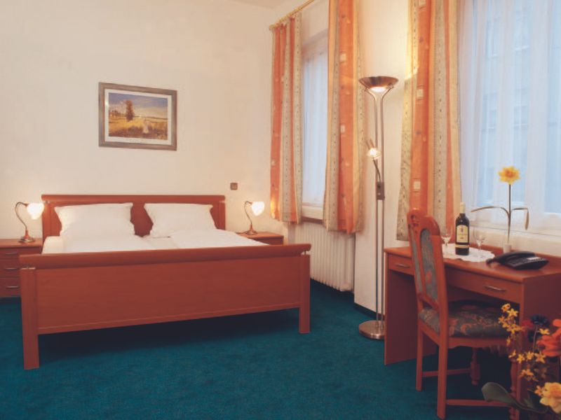 Hotel Photo 1