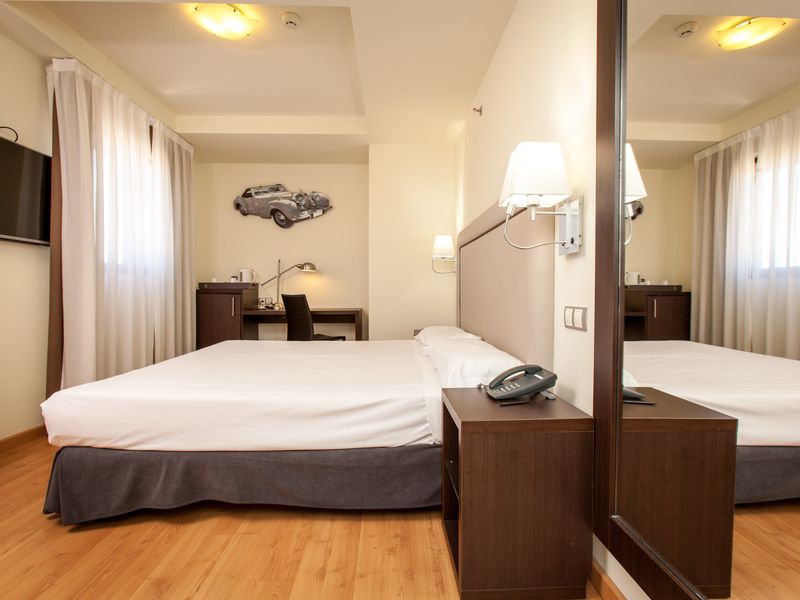 Hotel Photo 1