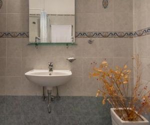 Olive Studios Adamas Greece