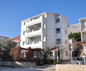 Apartments by the sea Duce (Omis) - 8633 Duce Croatia