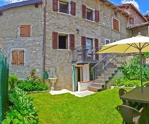 Casa del Borgo Pregasio Holideal Tremosine Italy