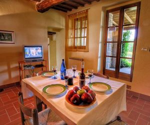 A Quaint Farmhouse in Paciano with Swimming Pool Paciano Italy