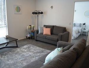 Peaceful Two Bedroom Apartment Auckland New Zealand