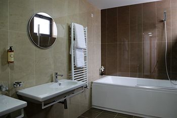 صورة الفندق 8