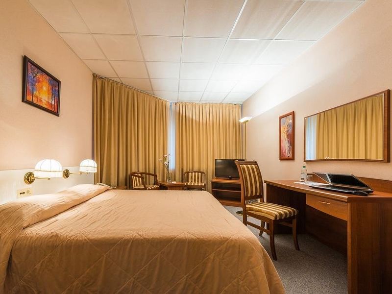 Hotel Photo 1