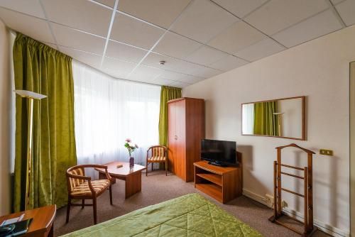 Hotel Photo 9
