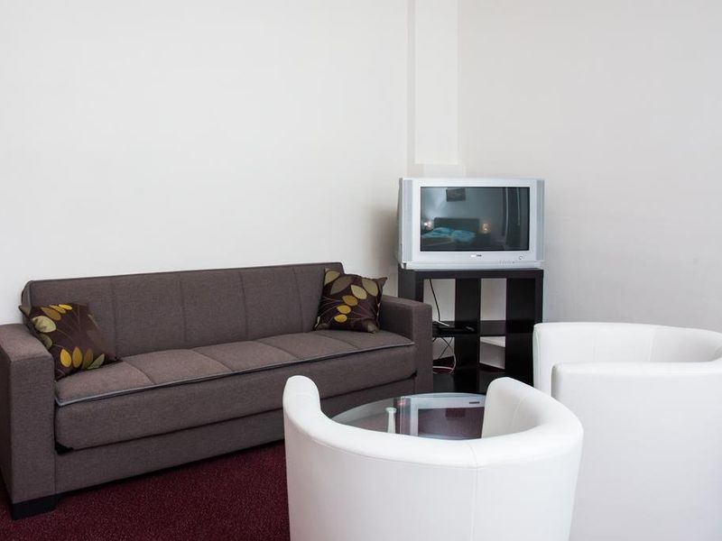 Hotel Photo 12