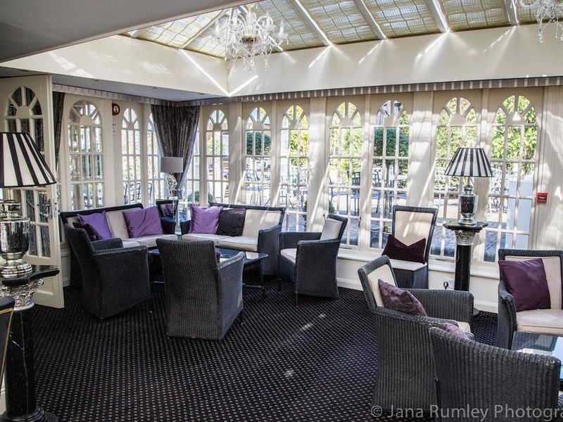 Hotel Photo 8