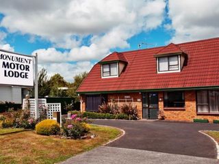 Фото отеля Monument Motor Lodge Papakura