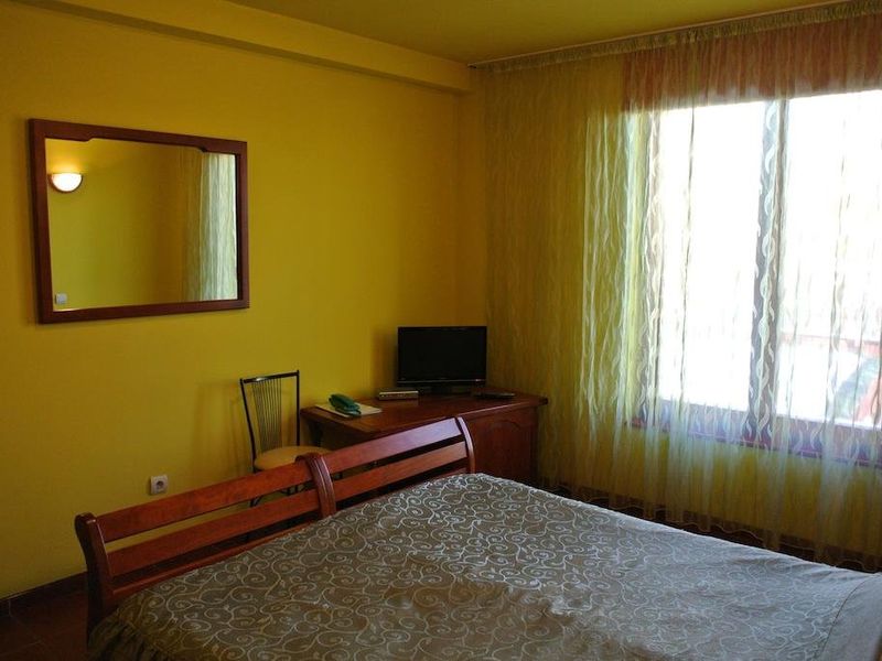 Hotel Photo 1