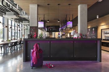 Hotel Photo 6