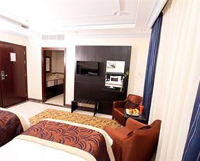 NearBy Hotel