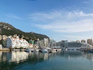 Фото отеля Sunborn Gibraltar