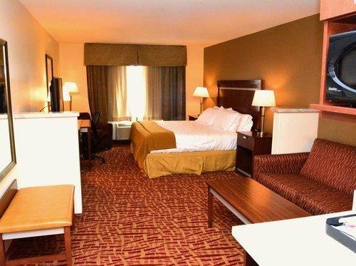 Photo of Holiday Inn Express Hotel & Suites Glendive, an IHG Hotel