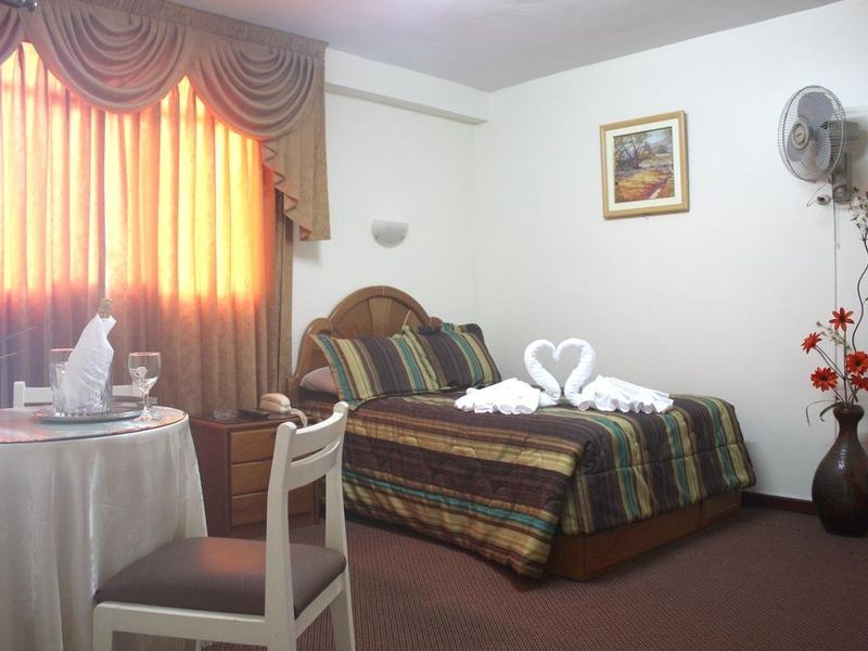 Hotel Photo 1