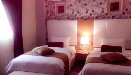 Hotel Photo 9
