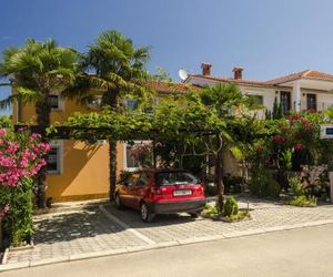 Apartments with a parking space Porec - 10404 Porec Croatia