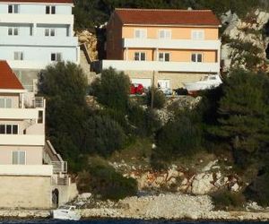 Apartments by the sea Zaklopatica (Lastovo) - 12452 Lagosta Croatia