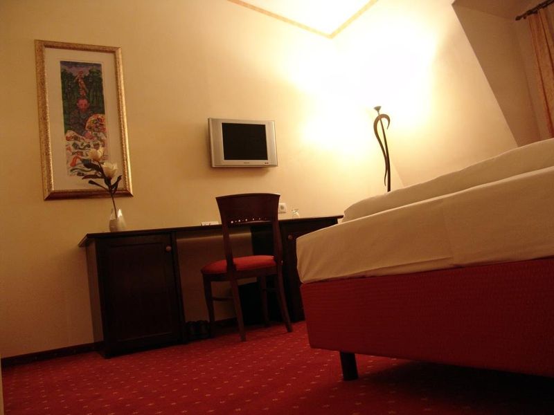 Hotel Photo 5