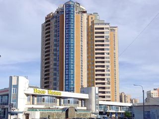 Apartment on Pyatiletok 2