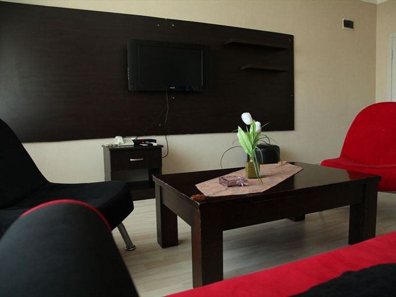 Hotel Photo 9