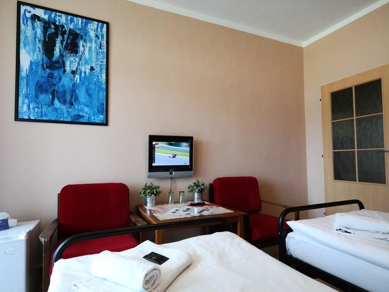 Hotel Photo 6