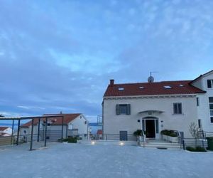 Apartments Lovely Croatia Bol Croatia