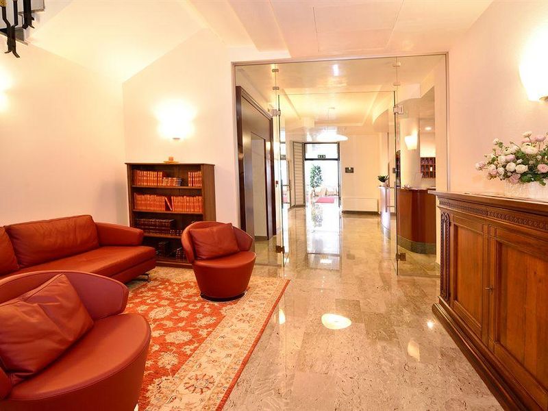 Hotel Photo 4