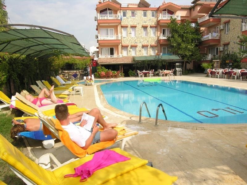 Hotel Photo 1