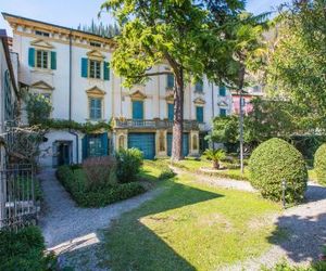 Le Camerine Apartment Water Front Toscolano Maderno Italy