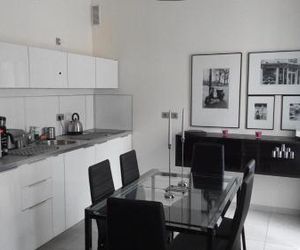 CityAparts-Private Apt. Rynek 2 Bedrooms (Self Check-in) Wroclaw Poland
