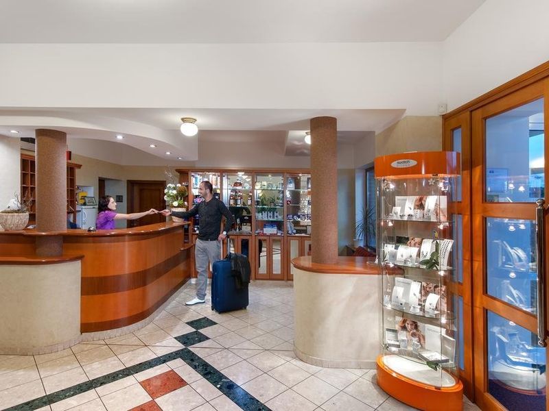 Hotel Photo 15