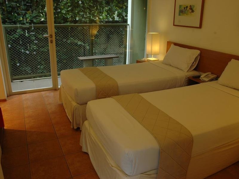 Hotel Photo 9