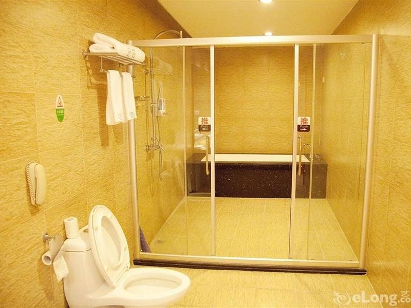 Hotel Photo 13