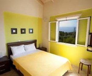 Evi΄s Studios Agios Nikitas Greece