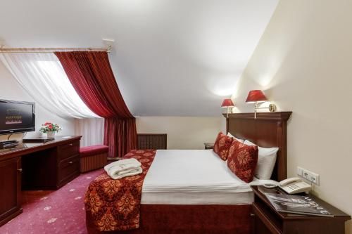 Hotel Photo 1