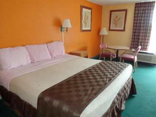 Фото отеля Country Inn & Suites by Radisson, Macon West, GA