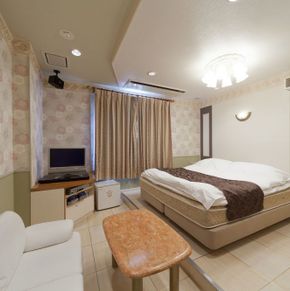 NearBy Hotel
